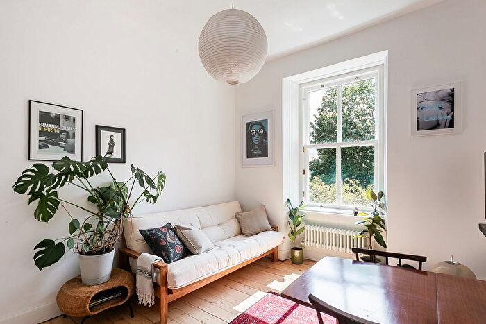 1 Bedroom Property For Sale In Pitt Street, Edinburgh, EH6