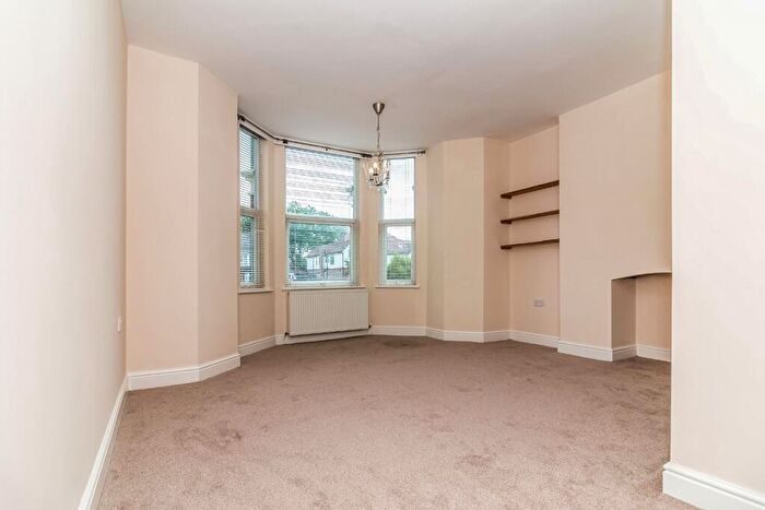 2 Bedroom Apartment To Rent In Seymour Grove, Manchester, M16