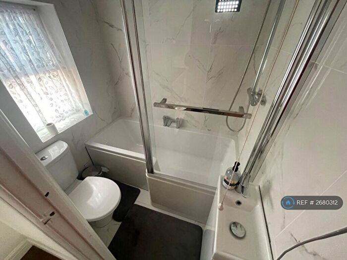 3 Bedroom Semi Detached House To Rent In Nash Road, Margate, CT9