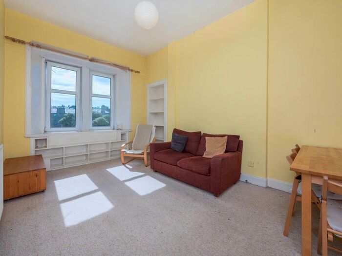 1 Bedroom Flat To Rent In Murieston Place, Edinburgh EH11
