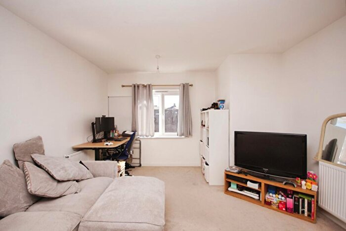 1 Bedroom Flat For Sale In George Holmes Way, Scholars Chase, Bristol, BS16
