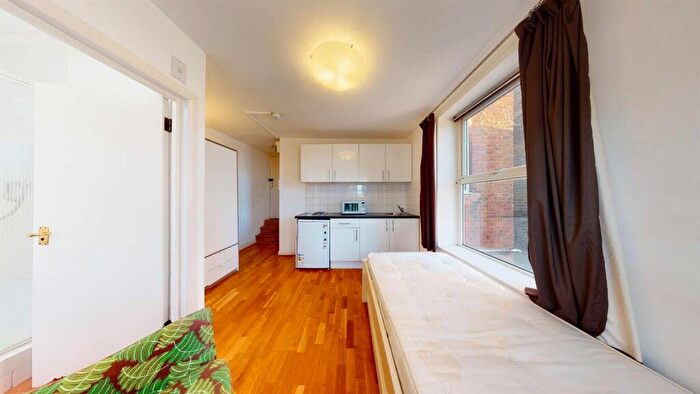 Studio To Rent In Hillfield Road, West Hampstead, NW6
