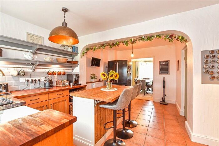 3 Bedroom Semi-detached House For Sale In Brook Lane Cottages, Sellindge, Ashford, Kent, TN25