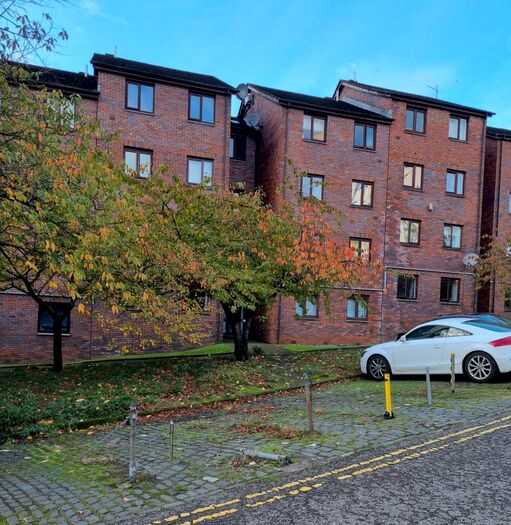 Garage / Parking To Rent In Car Park Space, North Hanover Court, G1