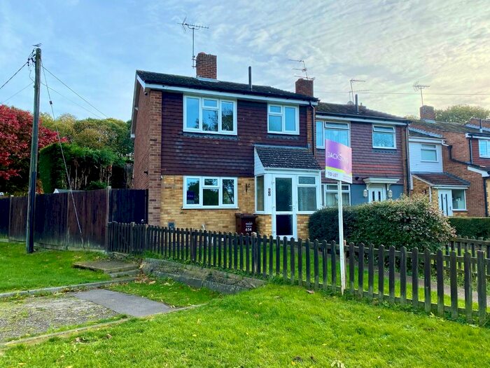 3 Bedroom End Of Terrace House To Rent In Mierscourt Road, Rainham, Gillingham, ME8