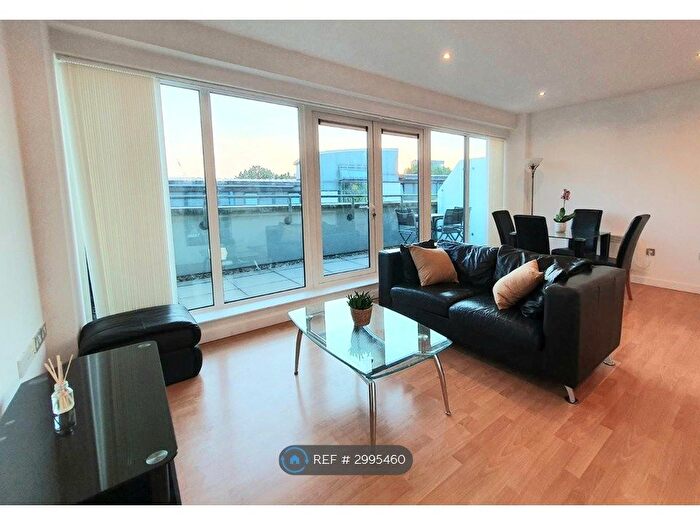 2 Bedroom Flat To Rent In Welland Street, London, SE10