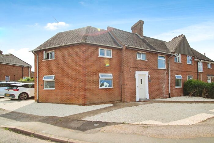 4 Bedroom Semi-Detached House To Rent In New Street, Tingewick, Buckingham, MK18