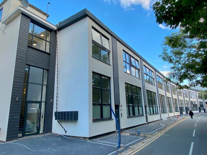 1 Bedroom Flat To Rent In Restmor Way, Wallington, SM6