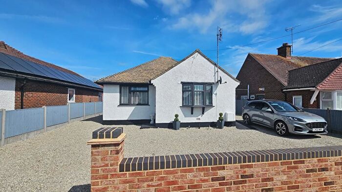 3 Bedroom Detached Bungalow For Sale In Willow Tree Close, Beltinge, Herne Bay, CT6
