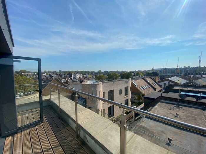 2 Bedroom Flat To Rent In Blythe Road, London, W14