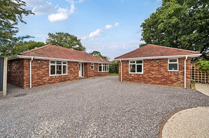 3 Bedroom Bungalow For Sale In Warsash Road, Titchfield Common, Hampshire, PO14