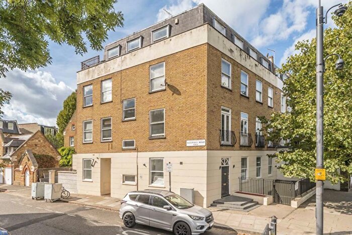 2 Bedroom Flat For Sale In Fulham Road, Fulham, SW6