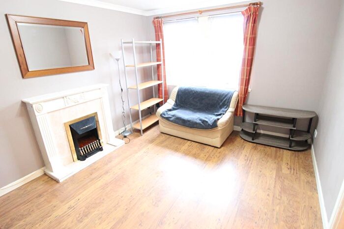 2 Bedroom Flat To Rent In Regent Walk, Ground Floor, AB24