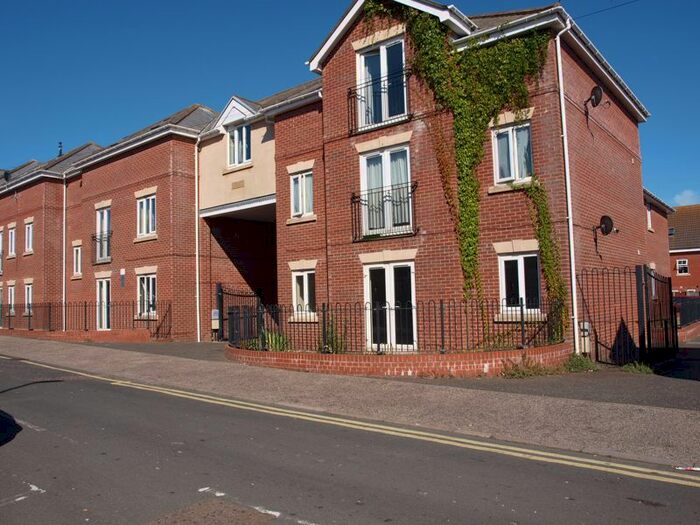 2 Bedroom Flat To Rent In Wollaston Road, Lowestoft, NR32