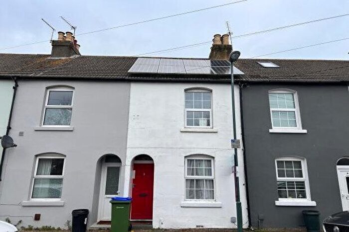 3 Bedroom Property To Rent In Henry Street, Bognor Regis, PO21