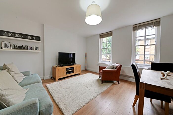 1 Bedroom Flat To Rent In Portpool Lane, Clerkenwell, EC1N