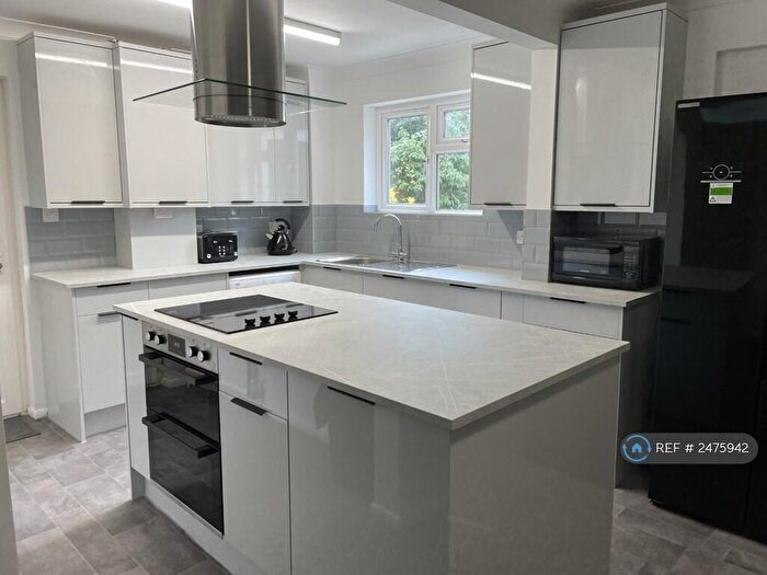 6 Bedroom Semi-Detached House To Rent In Goldfinch Close, Colchester, CO4