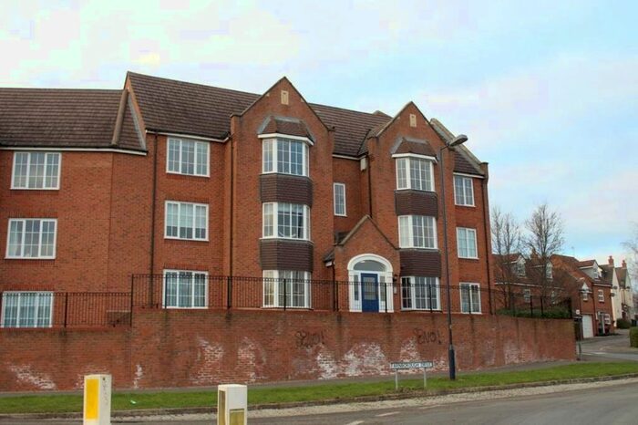 2 Bedroom Flat To Rent In Farnborough Drive, Daventry, NN11