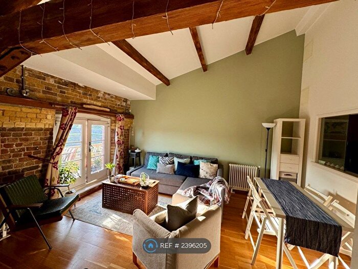 1 Bedroom Flat To Rent In Globe Wharf, London, SE16