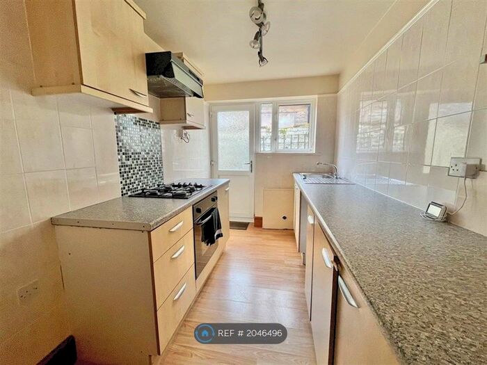 2 Bedroom Terraced House To Rent In Queen Street, Lazenby, Middlesbrough, TS6