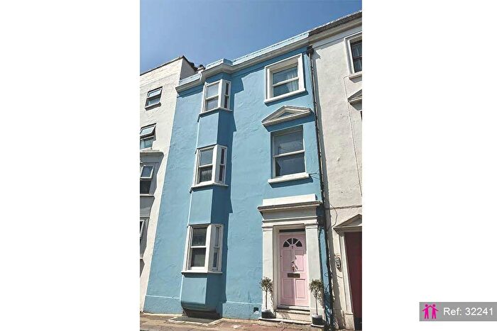 3 Bedroom Terraced House For Sale In Bedford Street, Brighton, BN2