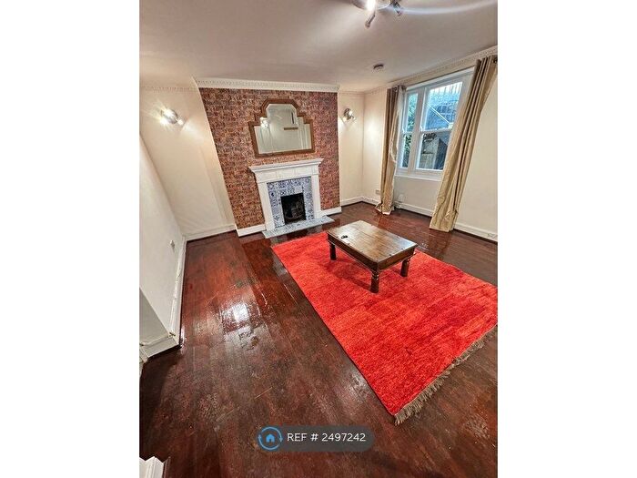 1 Bedroom Flat To Rent In Mornington Crescent, London, NW1