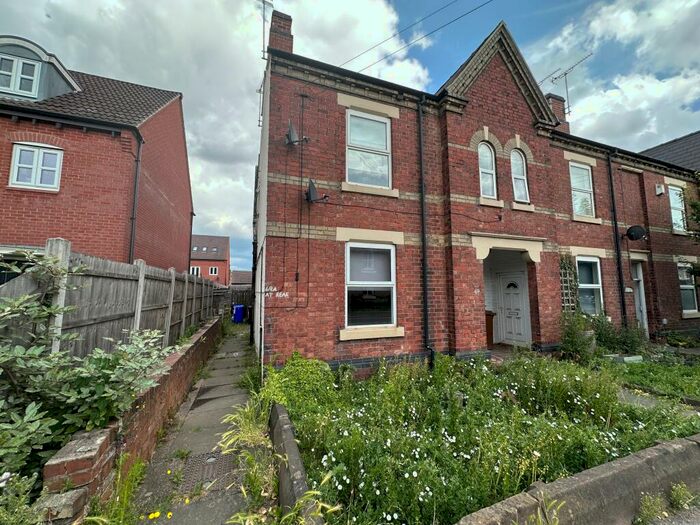 2 Bedroom Terraced House To Rent In Shobnall Road, Burton-On-Trent, DE14