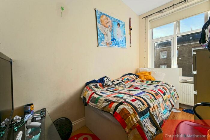 1 Bedroom Flat For Sale In High Street, Harlesden, NW10