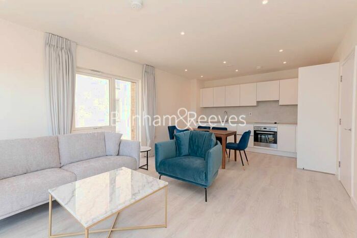 2 Bedroom Flat To Rent In Harewood Avenue, Hampstead, NW7