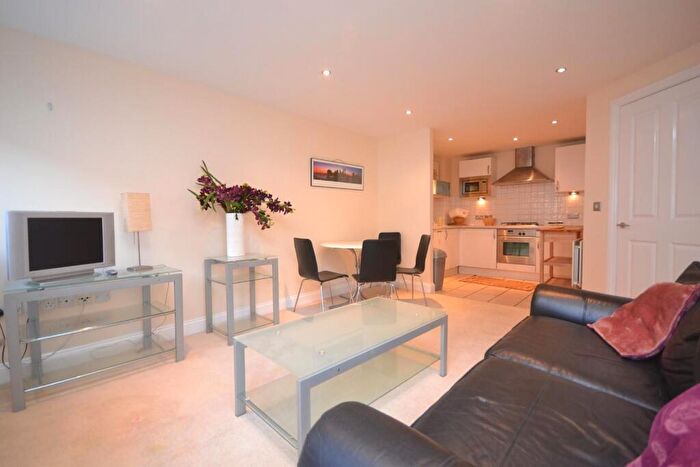 2 Bedroom Apartment To Rent In Cheapside, Reading, RG1