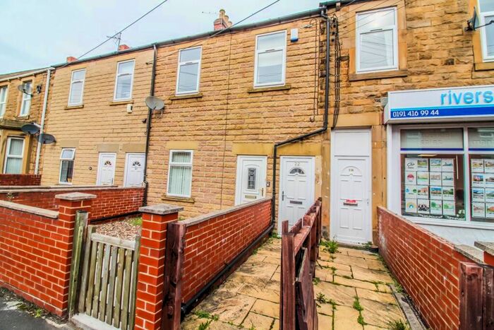 2 Bedroom Flat To Rent In Lowthian Terrace, Columbia, Washington, Tyne And Wear, NE38