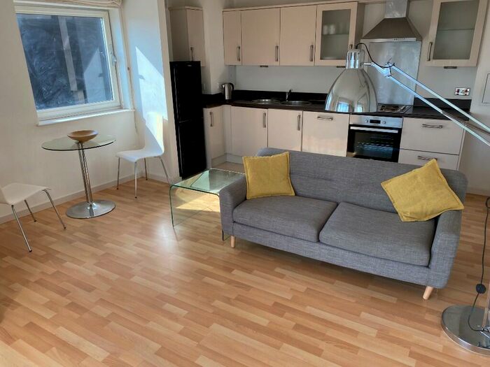 1 Bedroom Apartment To Rent In Masshouse Plaza, Birmingham, B5