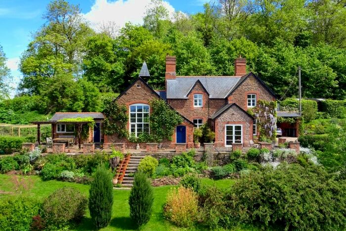 3 Bedroom Cottage For Sale In Foy, Ross-On-Wye, HR9