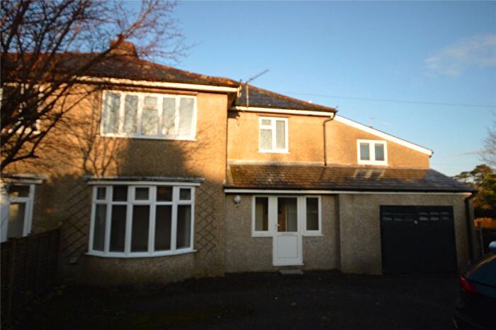4 Bedroom Semi-Detached House To Rent In Sidmouth Road, Honiton, EX14