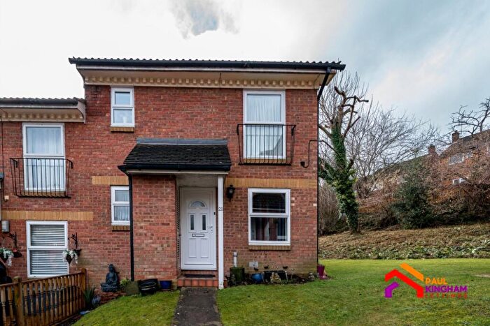 1 Bedroom Flat To Rent In Lower Furney Close, High Wycombe, HP13