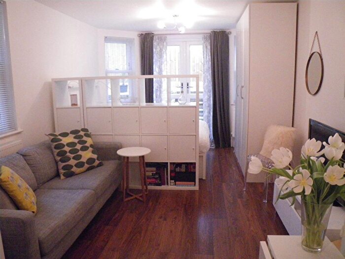 1 Bedroom Flat To Rent In Epsom Road, Croydon, CR0