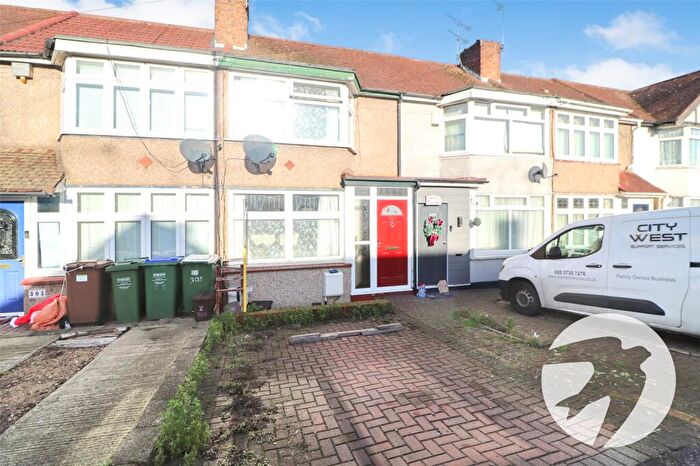 3 Bedroom Terraced House For Sale In Parkside Avenue, Bexleyheath, Bexleyheath, DA7