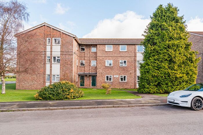 2 Bedroom Flat For Sale In Brampton House, Cadbury Road, Portishead, BS20