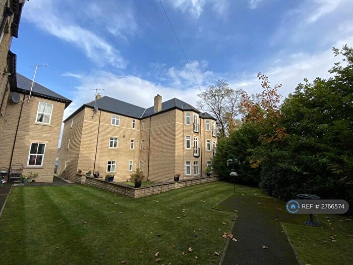 2 Bedroom Flat To Rent In Chestnut Court, Sheffield, S11