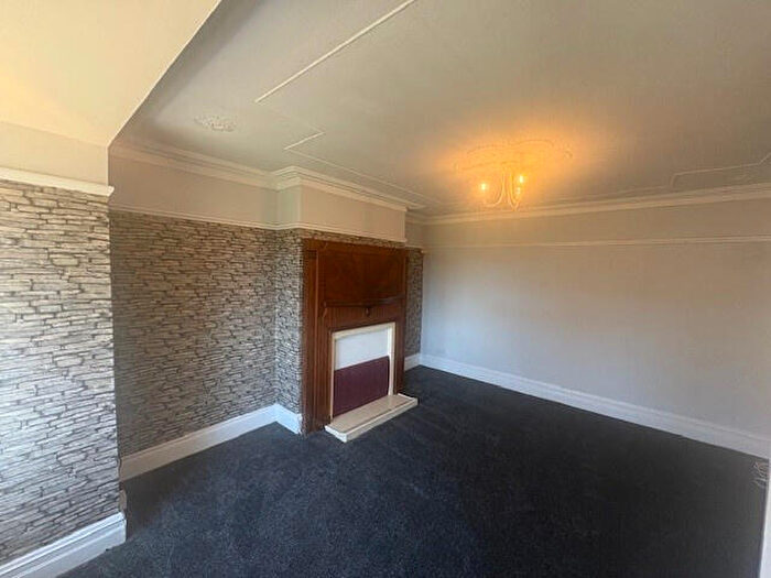 5 Bedroom Semi Detached House To Rent In Low Moor Road Bispham, FY2