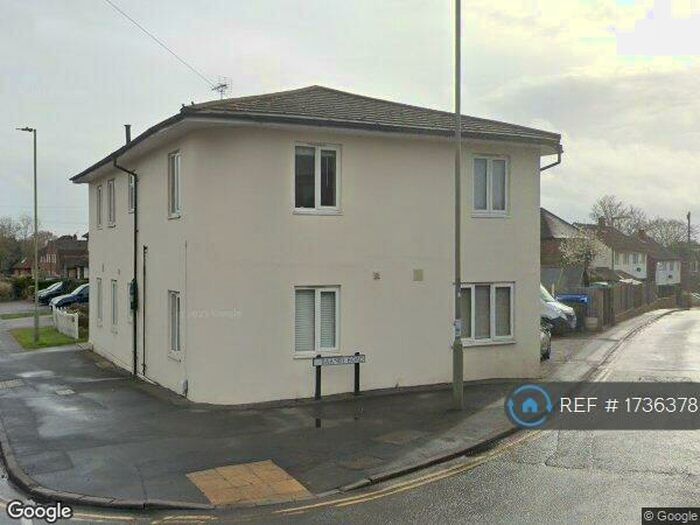 1 Bedroom Flat To Rent In Chandler House, Knaphill, Woking, GU21