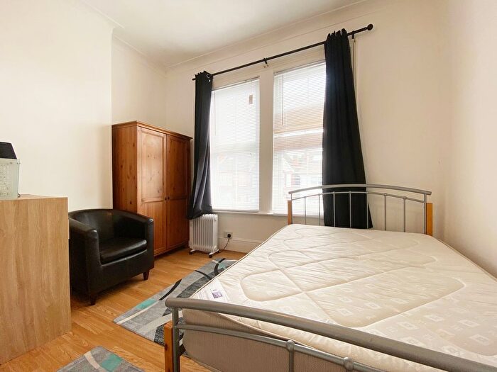 Studio To Rent In George Lane, London, SE13