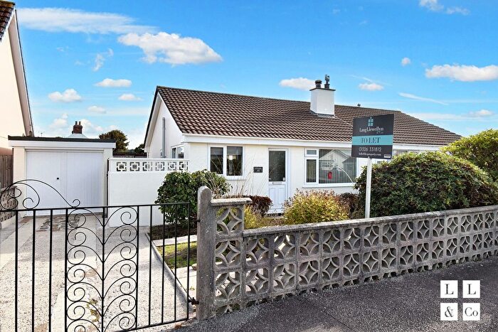 2 Bedroom Bungalow To Rent In Trevince Parc, Carharrack, TR16