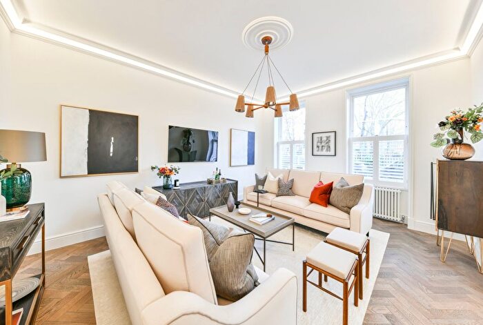 4 Bedroom Flat For Sale In Bramham Gardens, London, SW5