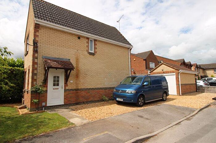 2 Bedroom Semi Detached House To Rent In Bedroom Semi-detached House To Rent, Pritchard Close, Upper Stratton, SN2