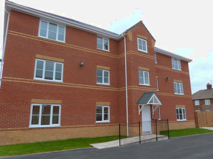 2 Bedroom Apartment To Rent In Oak Avenue, Old Goole, DN14