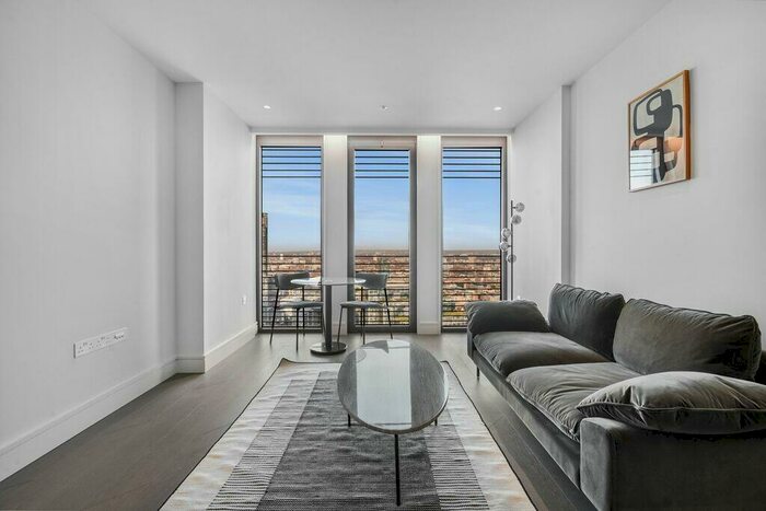 1 Bedroom Apartment To Rent In Houndsditch London, EC3A