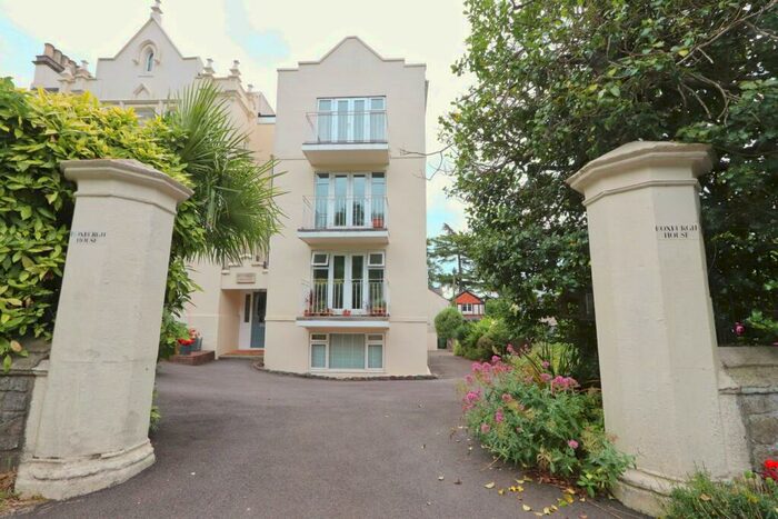 3 Bedroom Flat To Rent In Clifton Down, Bristol, BS8