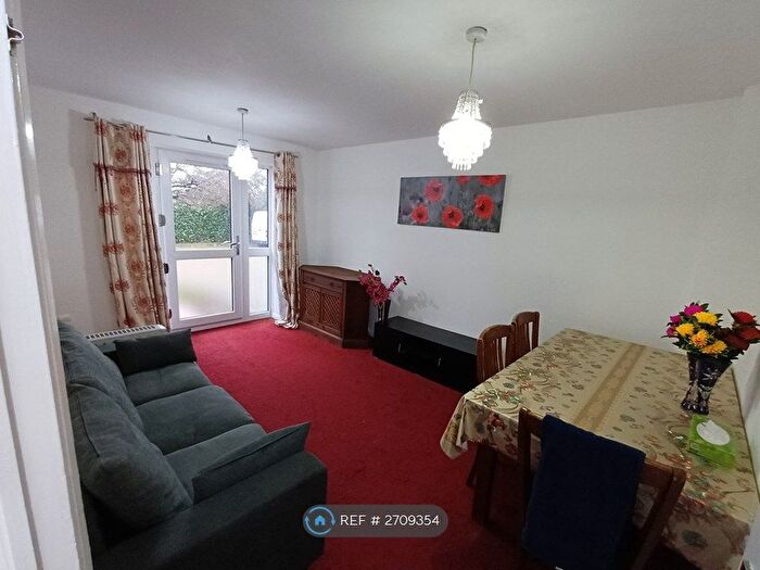 1 Bedroom Flat To Rent In Burges Road, London, E6