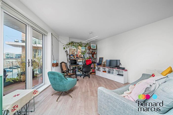 2 Bedroom Apartment To Rent In Coxwell Boulevard, London, NW9